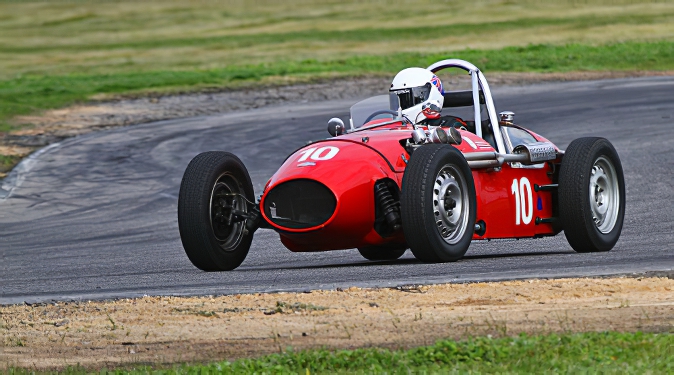 Winton photography by Neville Bartlett